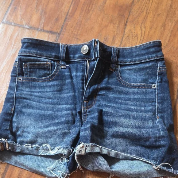American Eagle Outfitters Dark Wash Denim Shorts - Picture 3 of 4